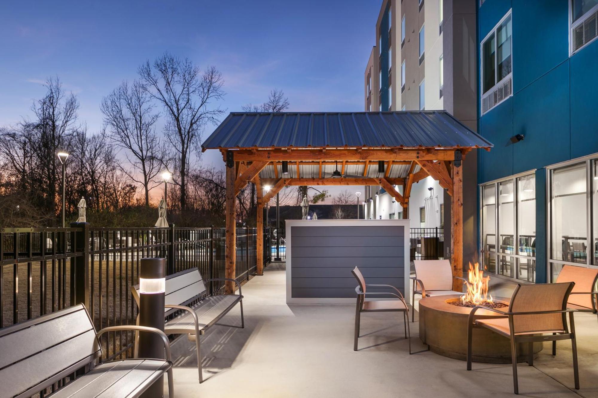 Candlewood Suites Chattanooga Hamilton Place By Ihg Exterior photo